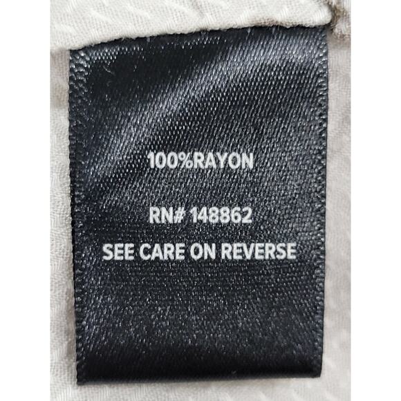 Torrid 5X‎ Ivory Floral Cold Shoulder Babydoll Top Textured Rayon Plus Size - Picture 15 of 16